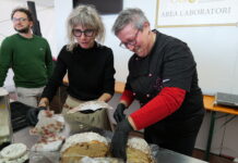 Profumo di Natale a Olioliva 2025: presentato il panettone con le olive candite