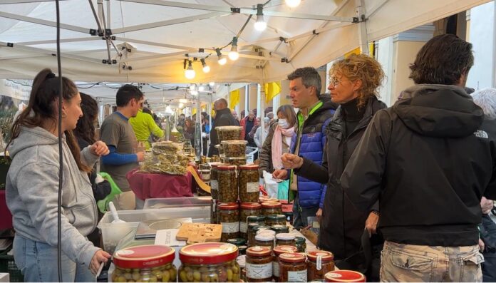 76da3990-b82b-42b5-8878-313b891bf3af