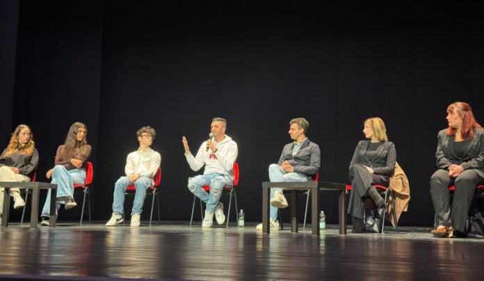 whatsapp_image_2025-11-19_at_08_30_54