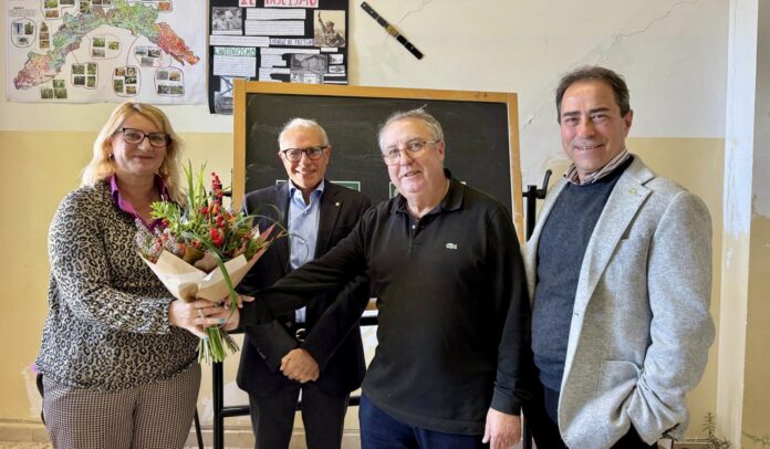 eccb76a2-fd84-4d43-b066-2cb78e2c7d09 (1)