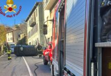 Auto si ribalta: intervento dei Vigili del Fuoco a Ponti di Pornassio, conducente in ospedale
