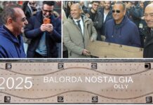 Sanremo, posizionata la targa di ‘Balorda Nostalgia’ di Olly in via Matteotti, Carlo Conti fa cantare i presenti