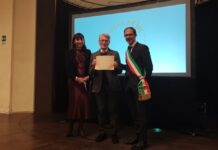 Bordighera consegna il “Palmurelu d’Oru” 2025 a Giuseppe Eugenio Bessone parmurelu d'oro 2025 Giuseppe Eugenio Bessone