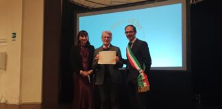 Bordighera consegna il “Palmurelu d’Oru” 2025 a Giuseppe Eugenio Bessone parmurelu d'oro 2025 Giuseppe Eugenio Bessone