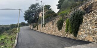 Diano Marina, asfaltata via Sant’Angelo dopo quasi 50 anni