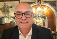 Domenica di festa a Vallecrosia: panettoni per gli anziani e trenino di Babbo Natale per i bambini. Sindaco Perri: “Una giornata che unisce le generazioni” fabio perri