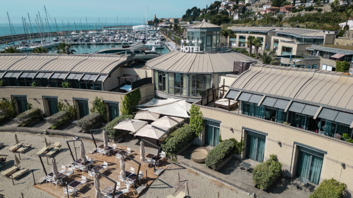 marina san lorenzo al mare - Hotel Riviera dei Fiori