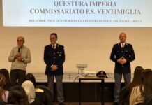 Ventimiglia, la Polizia di Stato al liceo Aprosio: lotta a bullismo, droghe e “challenge” online polizia liceo aprosio ventimiglia