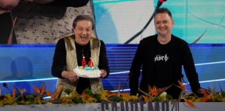 Sanremo 2026, gli 80 anni di Tullio De Piscopo celebrati in Sala Stampa