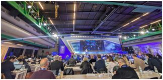 Sanremo 2026, la serata finale inizia con l’appello: “No alle guerre” no alle guerre