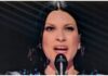 Laura Pausini omaggia Sanremo 2026 con i suoi grandi successi Laura Pausini