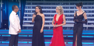 Sanremo 2026, l’omaggio finale di Carlo Conti alle “Charlie’s Angels” del Primafestival