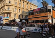 Milano-Sanremo 2026, Pogačar trionfa in volata su Pidcock milano sanremo 2026