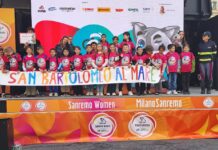 Milano-Sanremo, premiata la classe terza della scuola “Filipponi” di San Bartolomeo al Mare: vince il concorso “Biciscuola”