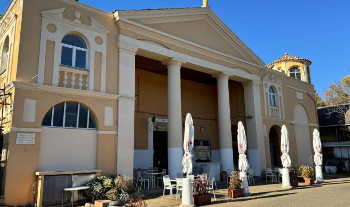 palazzo muzio diano marina