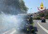 Sanremo, furgone in fiamme in via Lamarmora: intervento dei Vigili del fuoco