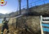 Sanremo, incendio di vegetazione vicino allo stadio: intervento dei Vigili del Fuoco