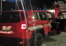 Sanremo, notte di paura in via Margotti: incendio in appartamento, dieci intossicati vigili del fuoco