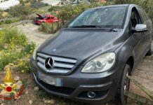 Taggia, seguono il navigatore e rimangono bloccati con l’auto: Vigili del Fuoco soccorrono una coppia di francesi