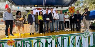 Aromatica 2026, Confcommercio premia le vetrine più belle e i migliori cocktail del Golfo Dianese