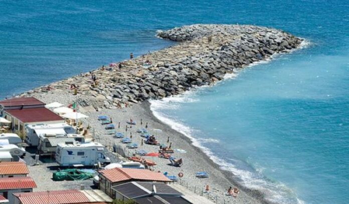 molo landini diano marina molo landini diano marina