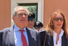 Bimba morta a Bordighera, udienza in tribunale per Emanuela Aiello: “Non ho mai toccato mia figlia”