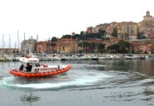 Imperia, soccorso dalla Guardia Costiera un bagnante al largo del “Koko Beach” guardia costiera