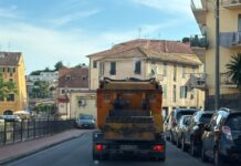 Imperia, il consigliere Bracco denuncia disservizi nella raccolta rifiuti rifiuti imperia de vizia