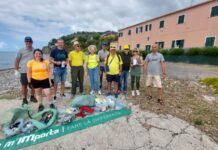 Imperia, successo per la pulizia della spiaggia di Garbella