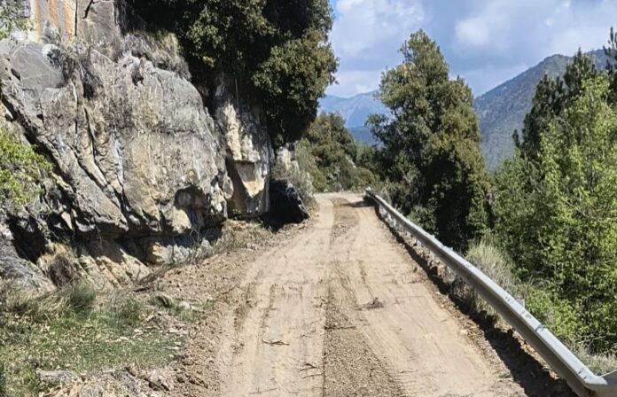 strada ex militare tra Gouta e La Colla strada ex militare tra Gouta e La Colla