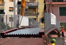 Passerella sul Rio Oliveto, l’assessore Gaggero risponde alle osservazioni dei cittadini: “Scelte dettate da vincoli tecnici e di sicurezza” Passerella sul rio oliveto imperia