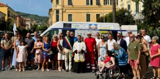 Diano Marina, inaugurato il nuovo pulmino per il trasporto delle persone con disabilità