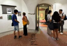 Sanremo, prorogata fino al 3 settembre la mostra “Ho paura del buio” di Elvis Furlan galleria pigna sanremo