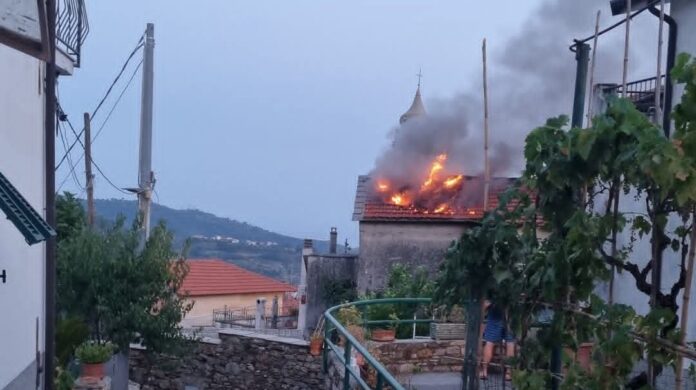 incendio villa faraldi