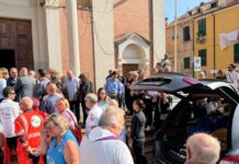 Imperia, l’ultimo saluto a Halina. Il ricordo delle colleghe: “Ci hai insegnato rispetto, dedizione, gentilezza e amore”