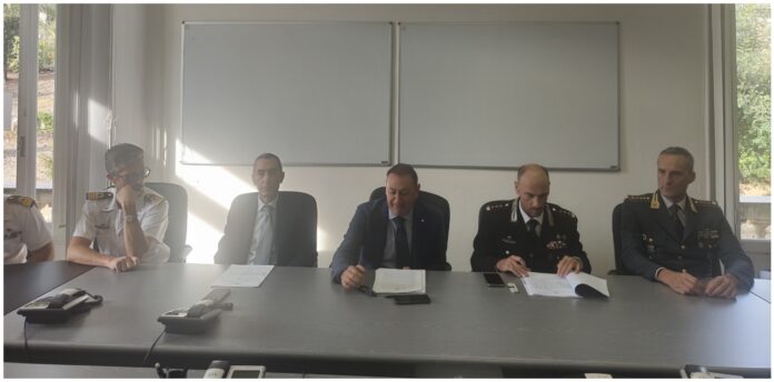 Estate in provincia di Imperia, il bilancio della Polizia: oltre 40mila persone e 23mila veicoli controllati, 113 arresti e 1.116 denunce Estate in provincia di Imperia, il bilancio della Polizia: oltre 40mila persone e 23mila veicoli controllati, 113 arresti e 1.116 denunce