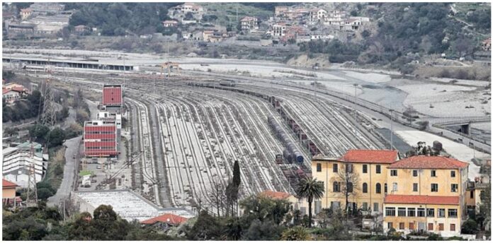 Parco Roja Ventimiglia, Giampedrone_ _Riesaminato e approvato piano idraulico_. Sindaco Di Muro_ _Pa Parco Roja Ventimiglia, Giampedrone_ _Riesaminato e approvato piano idraulico_. Sindaco Di Muro_ _Pa