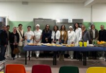 Bordighera, genitori e amministrazione in visita alla cucina della mensa scolastica della De Amicis